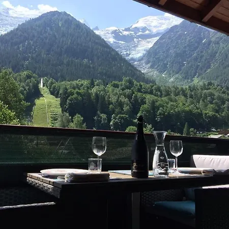 Апартаменты Appartement Face Aux Glaciers & Mont-Blanc